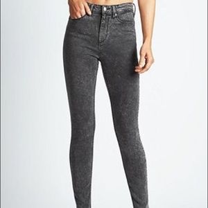 Guess 1981 skinny jeans High waisted